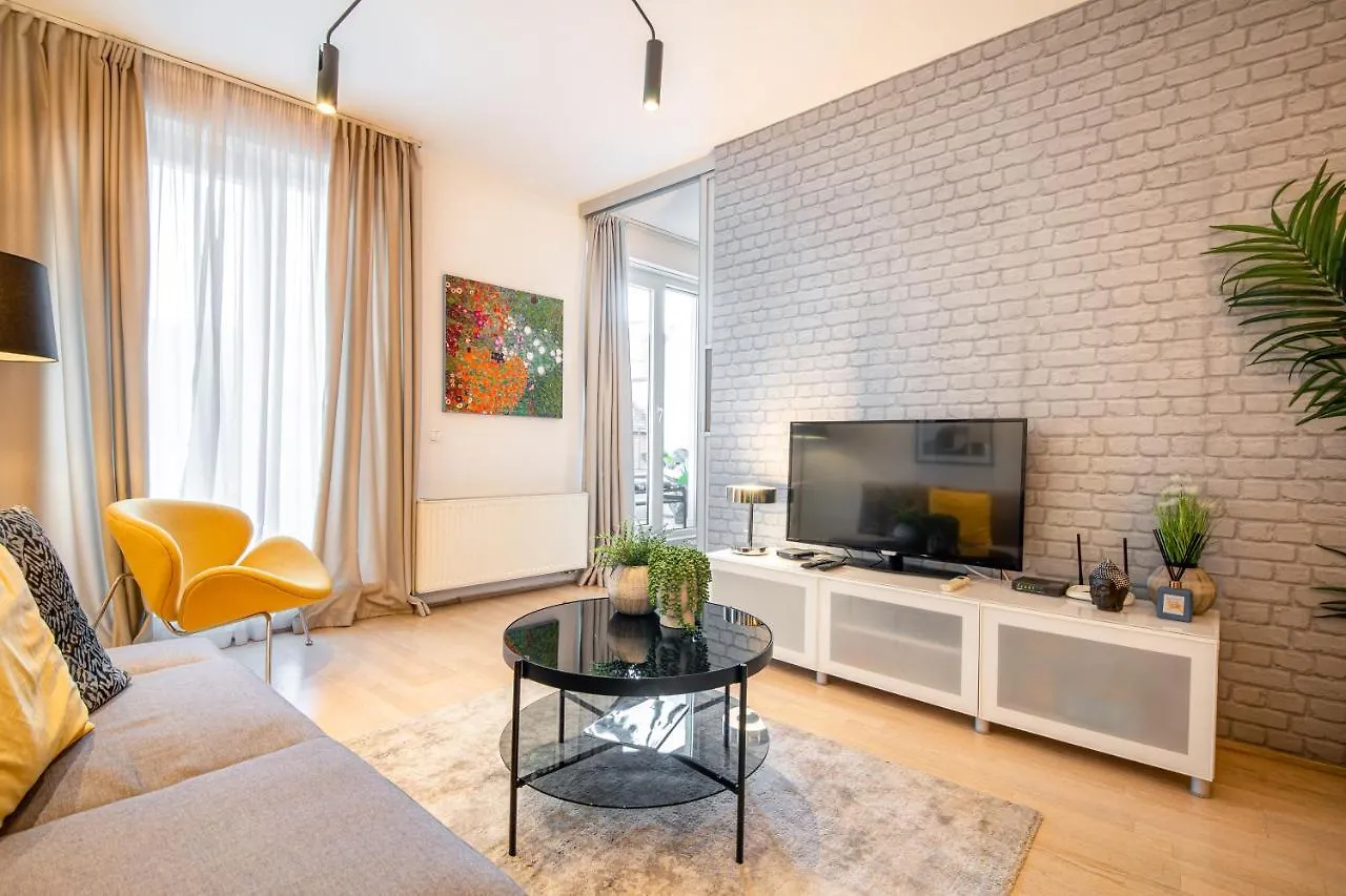 Venus Apartments - King Street II - Balcony Budapest Hungary